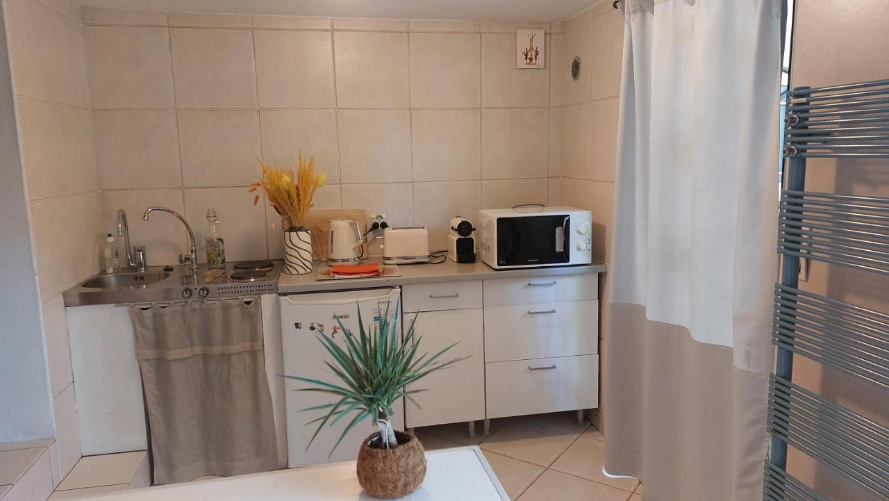 Studio Independant Pres Du Centre Ville Nîmes Zewnętrze zdjęcie